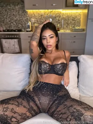 Valentina Ferraz / valentinaeneidoca / valentinaferrazreal nude photo #0104