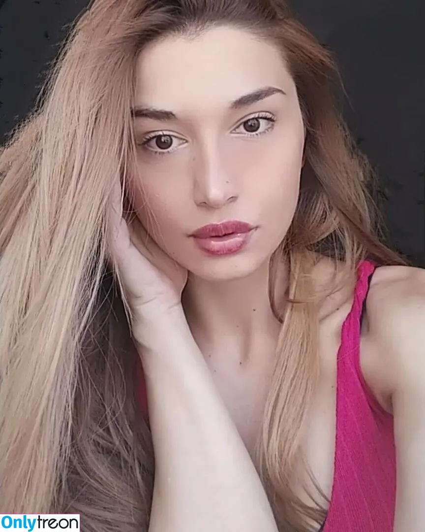 Valentina Marino nude photo #0057 (u113780690 / valentina__marino._)