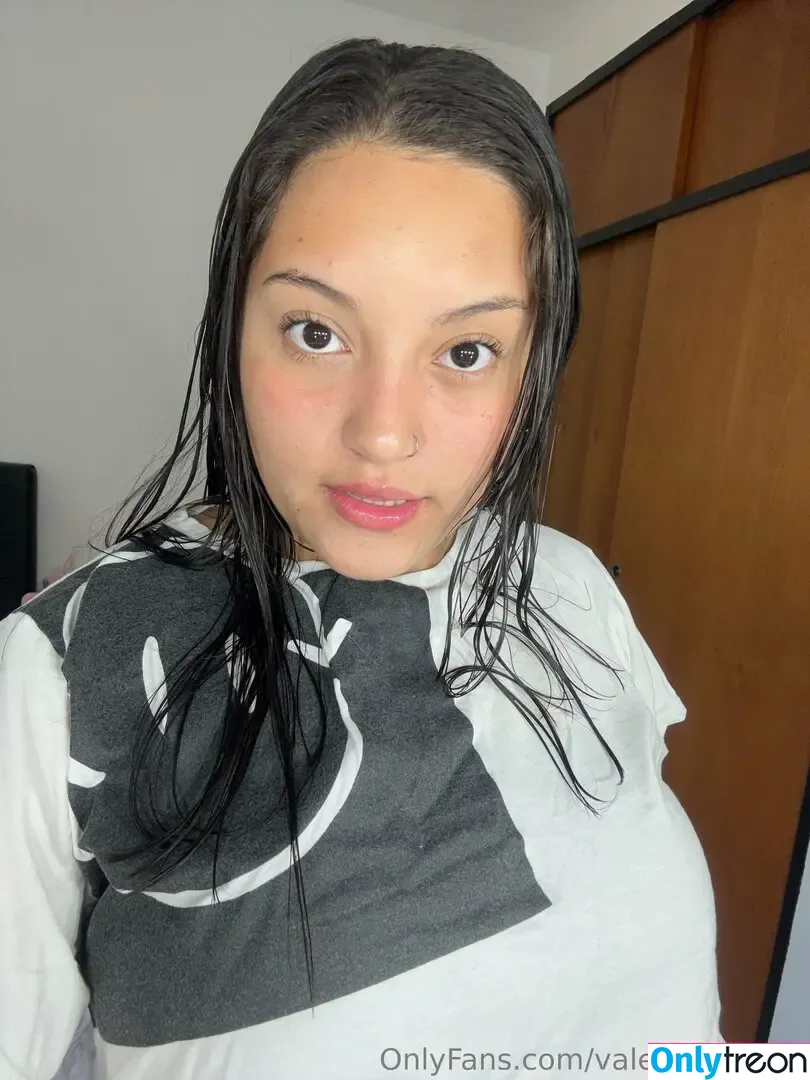 valentina-of18 nude photo #0032 (i.valentina_1)