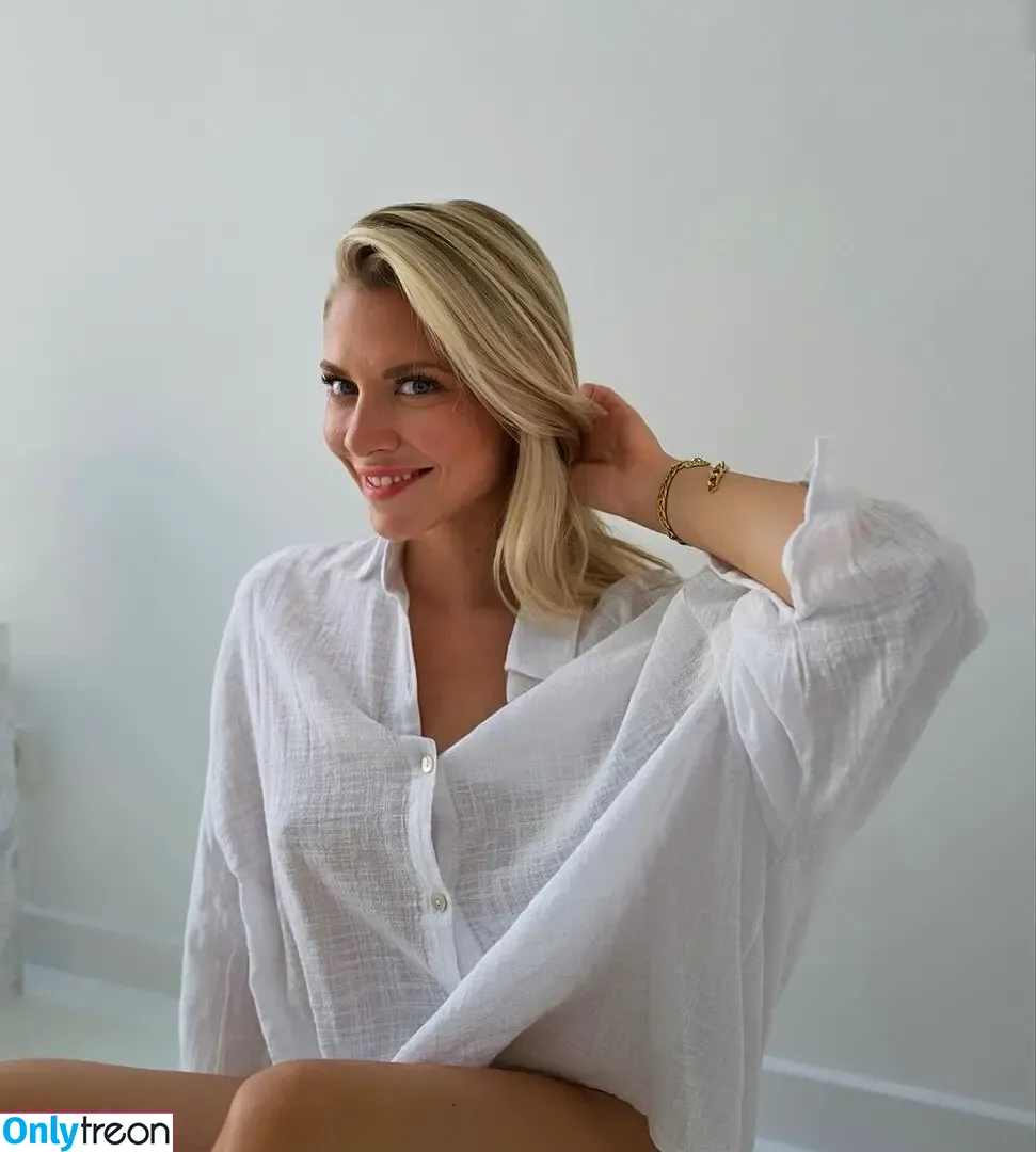 Valentina Pahde nude photo #0174 (valentina_pahde / valentinapahde)