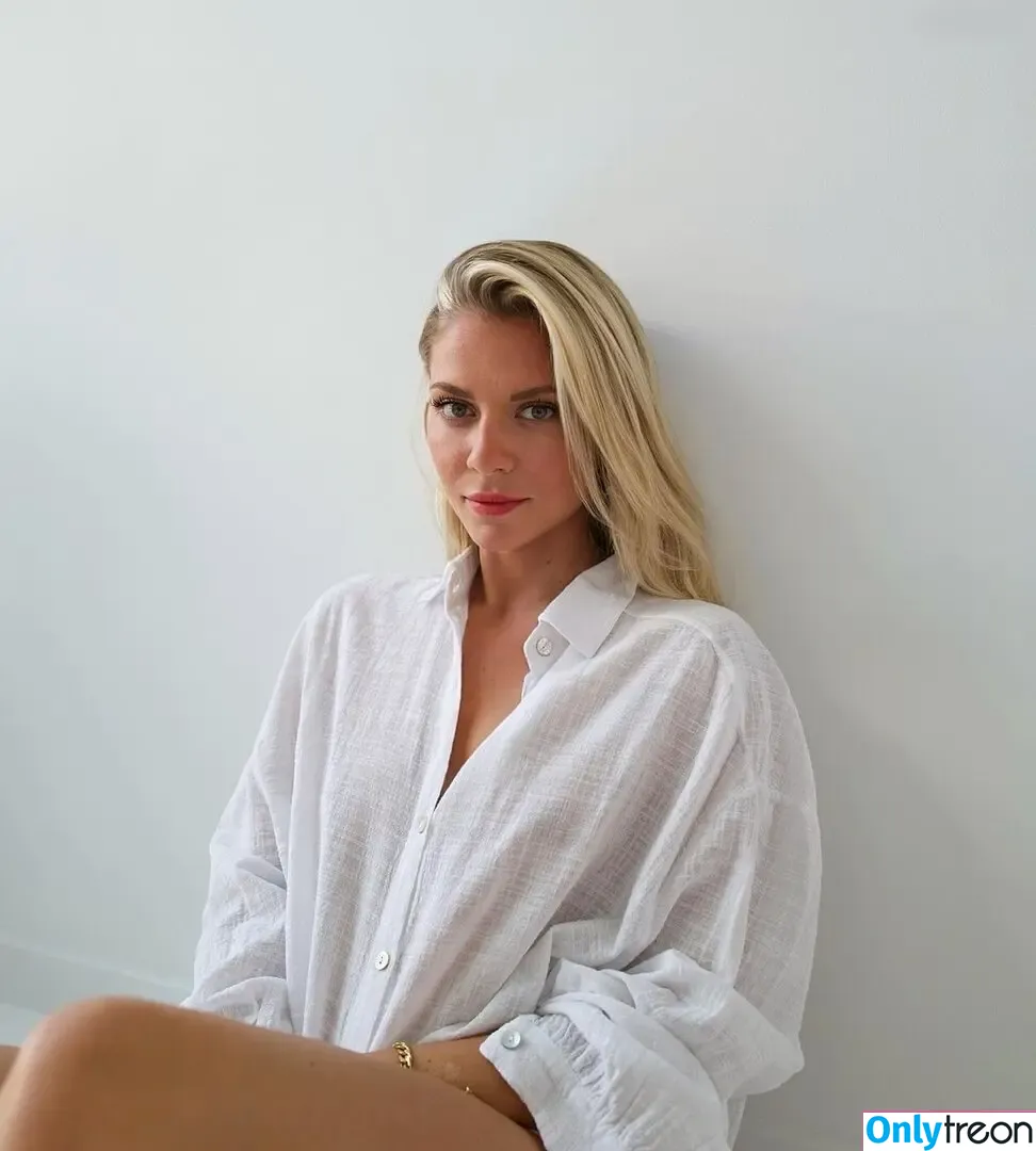 Valentina Pahde nude photo #0175 (valentina_pahde / valentinapahde)