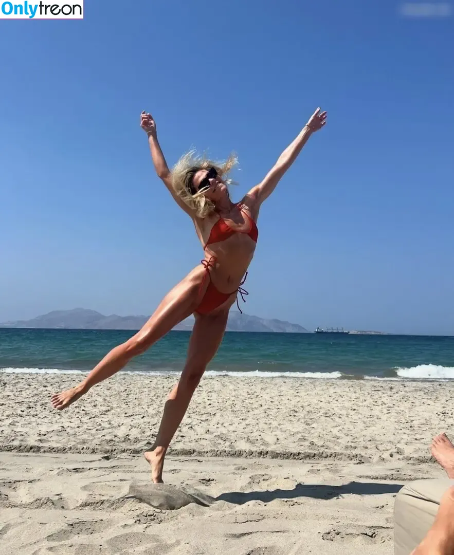 Valentina Pahde nude photo #0549 (valentina_pahde / valentinapahde)