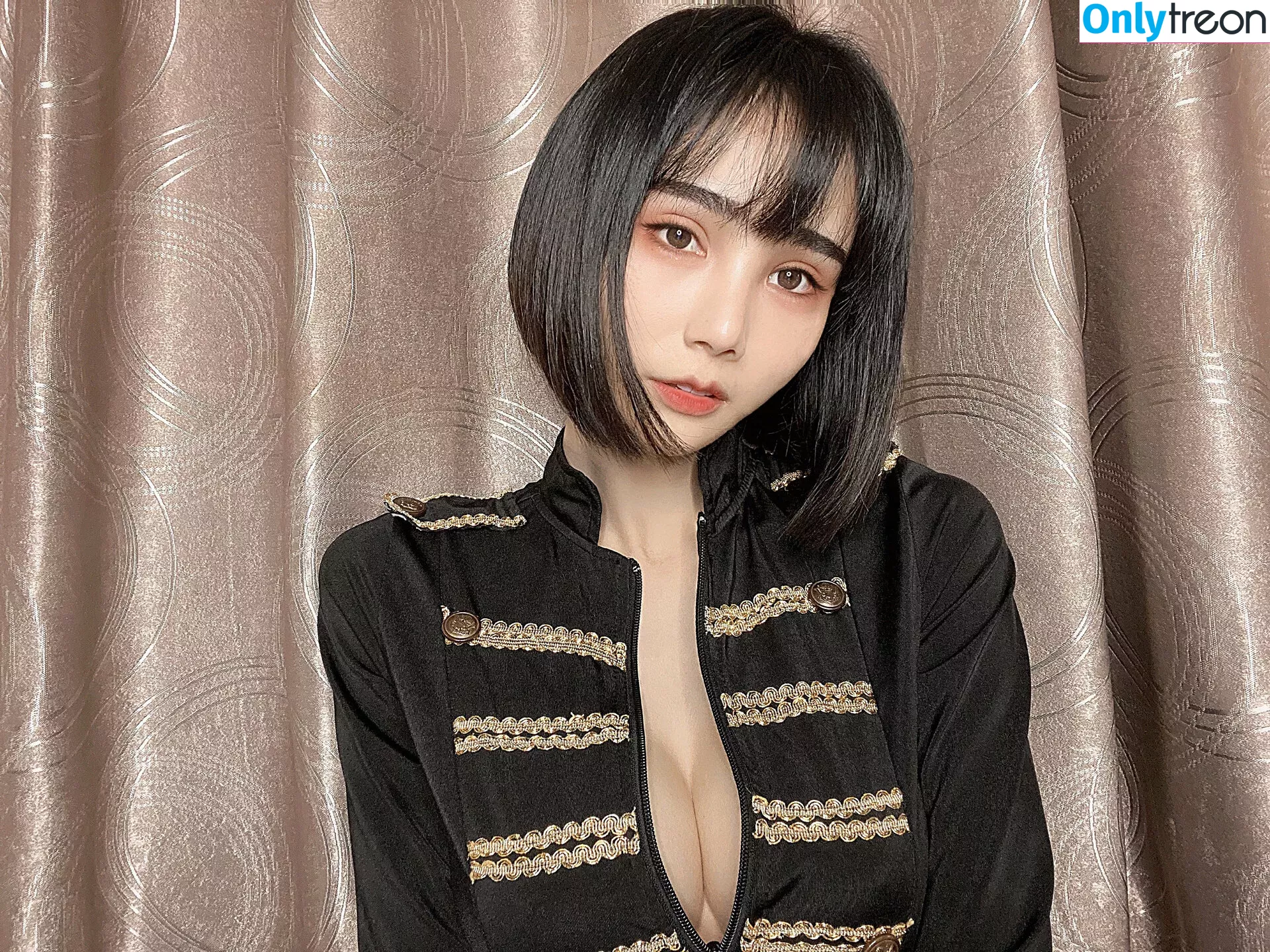valentine8_official nude photo #0001 (valentinee8)