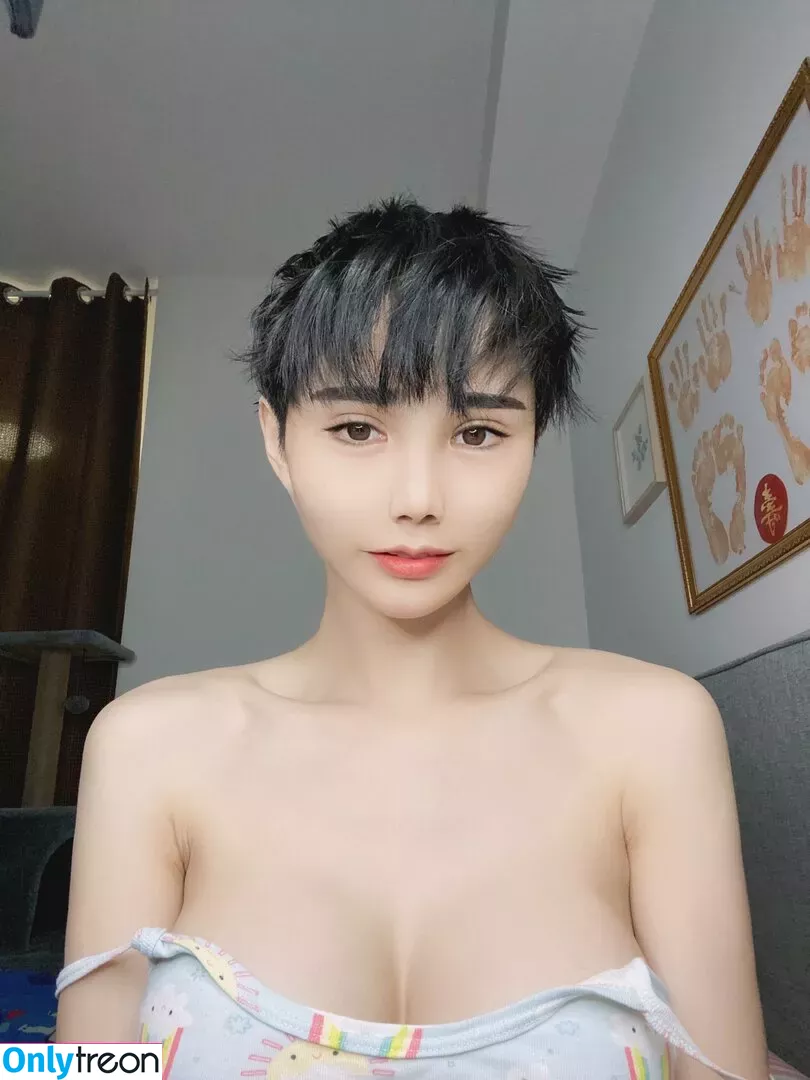 valentine8_official nude photo #0013 (valentinee8)