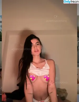 Valeria Cardona / valeriacardonaa / valeriavcardona nude photo #0152