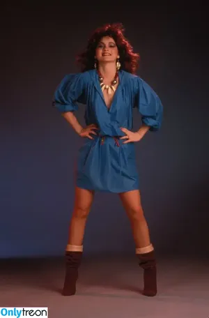 Valerie Bertinelli / wolfiesmom nude photo #0002