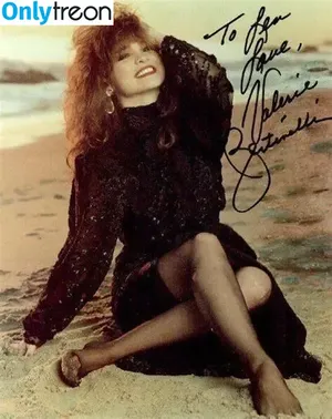 Valerie Bertinelli / wolfiesmom nude photo #0011