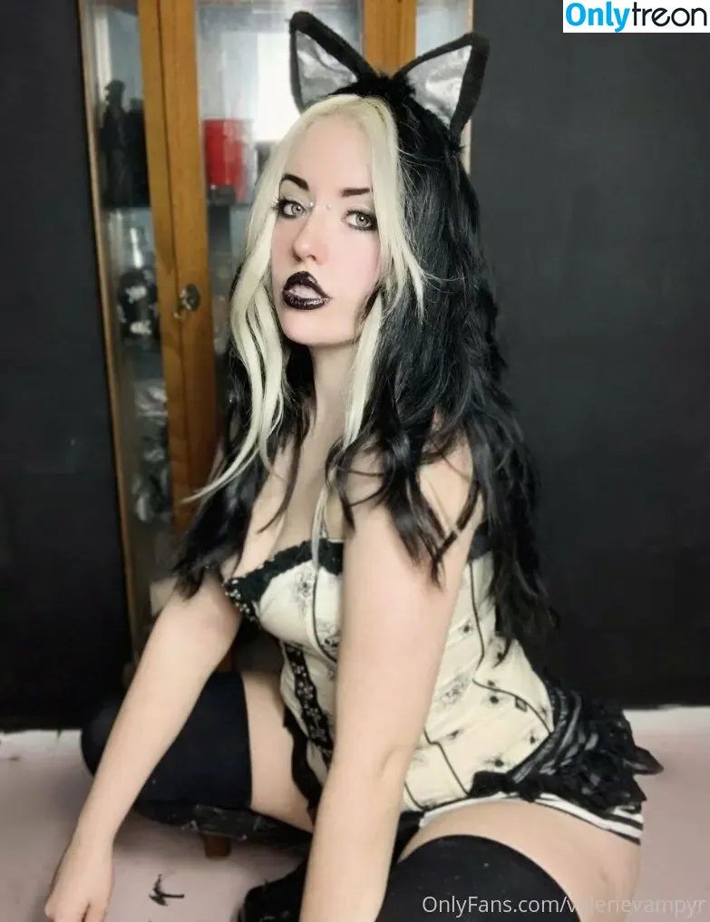ValerieVampyr nude photo #0080 (valerievampyr1)