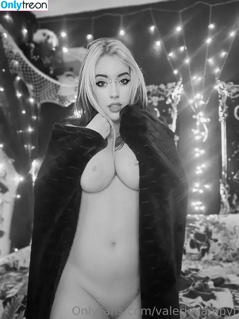 ValerieVampyr nude photo #0180 (valerievampyr1)
