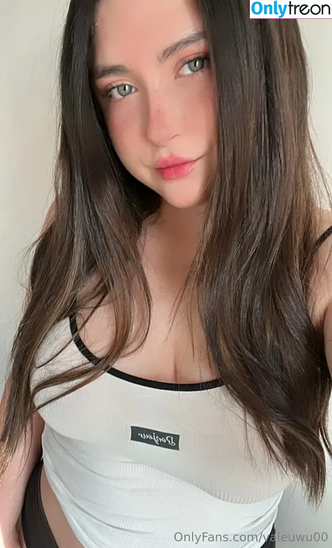 valeuwu00 nude photo #0082 (valebunnyuwu)