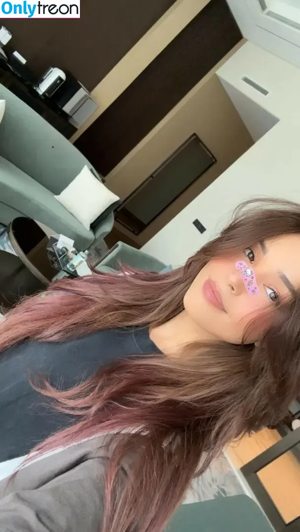 Valkyrae nude photo #0210 (Valkyrae)