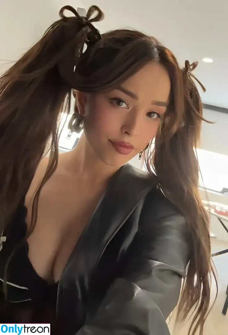 Valkyrae nude photo #0251 (Valkyrae)