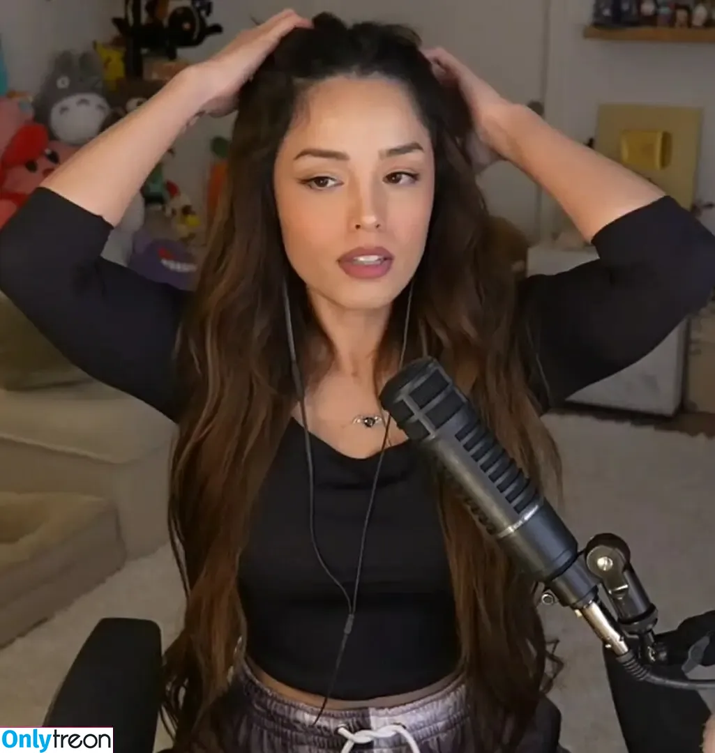 Valkyrae nude photo #1138 (Valkyrae)