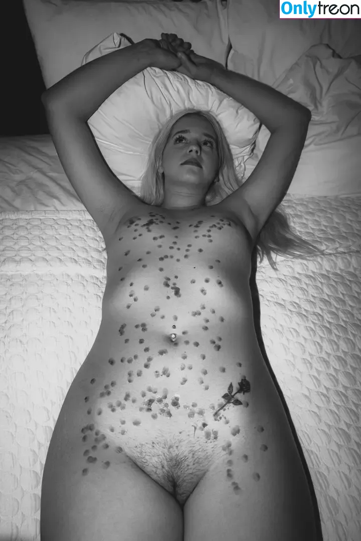 Valkyrie Mcfey nude photo #0258 (valkyriemcfey7)