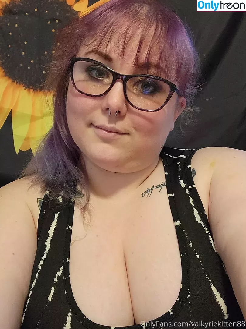 valkyriekitten88 nude photo #0006 (valkyriekitten88)