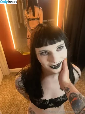 Vampiricbliss / Carmilla / carmillaseries nude photo #0017