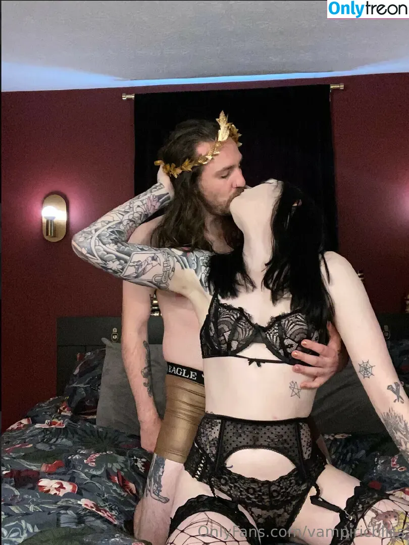 Vampiricbliss nude photo #0002 (Carmilla / carmillaseries)