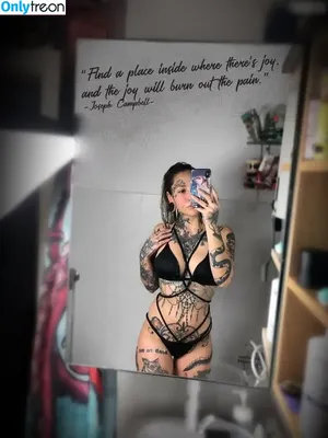  nude photo #0002