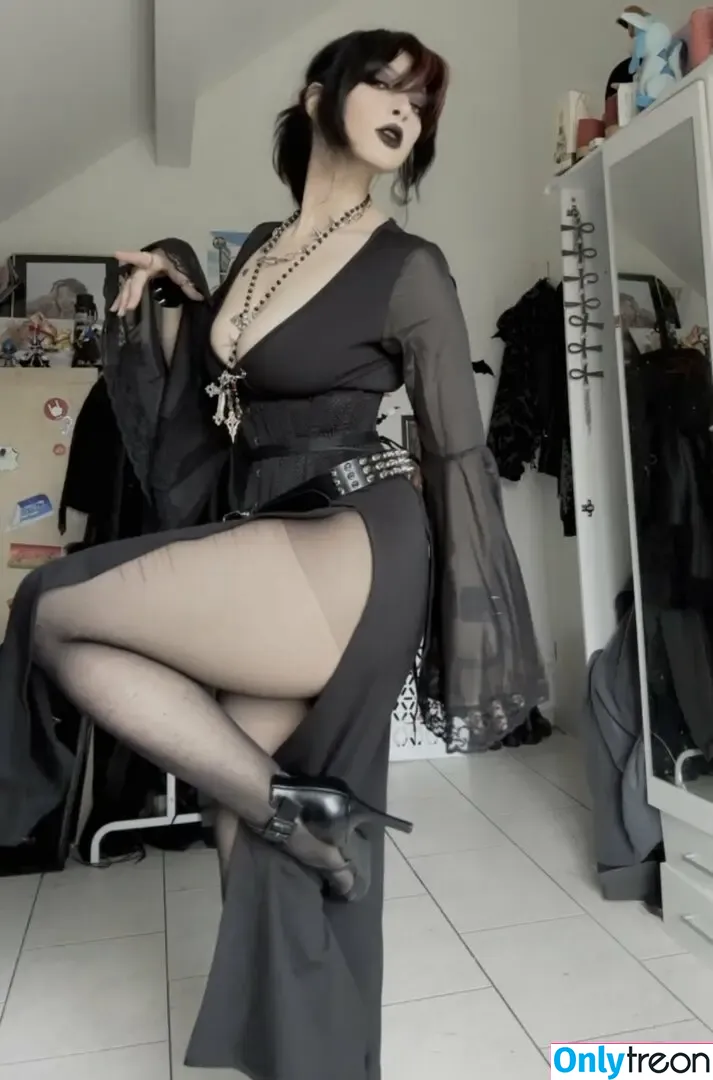 Vampyrisu nude photo #0051 (Kachirisu / Tori)