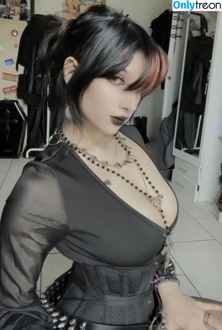 Vampyrisu nude photo #0059 (Kachirisu / Tori)