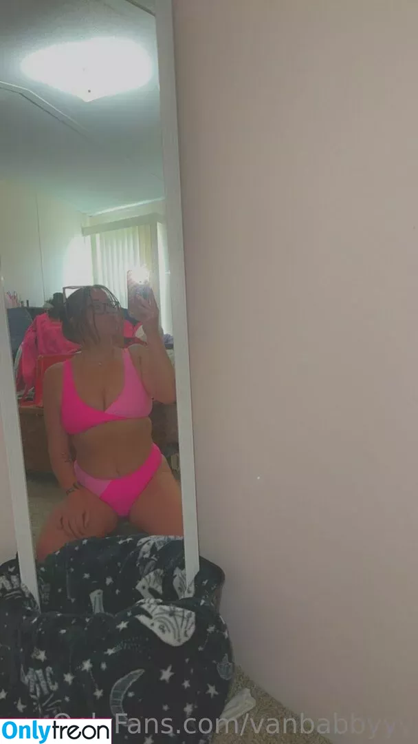 vanbabbyyy nude photo #0018 (vanbabby)