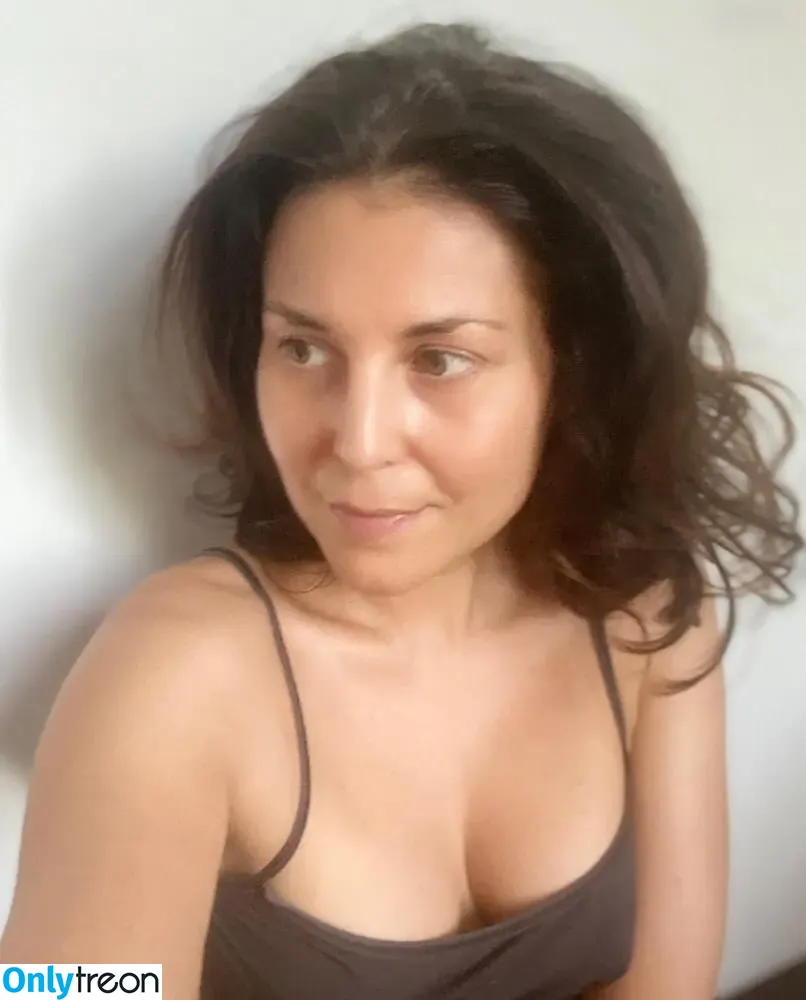 Vanessa Blumhagen nude photo #0023 (vanessa_blumhagen)