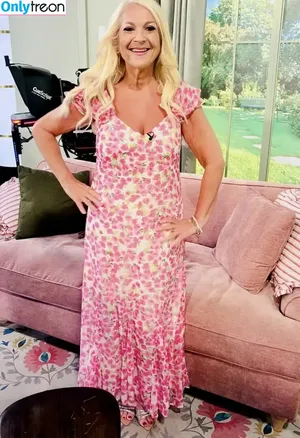 Vanessa Feltz / vanessafeltzofficial nude photo #0061