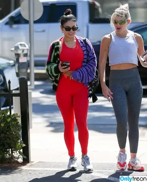 Vanessa Hudgens / VanessaHudgens nude photo #0057