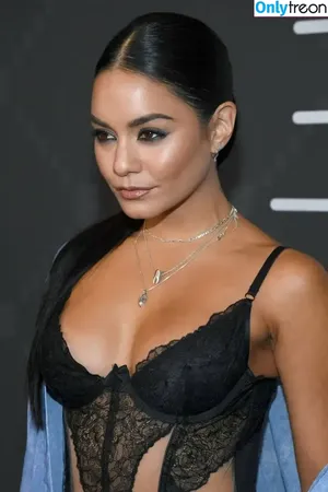 Vanessa Hudgens / VanessaHudgens nude photo #0198