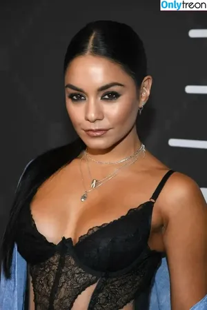 Vanessa Hudgens / VanessaHudgens nude photo #0226