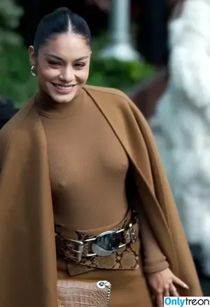 Vanessa Hudgens / VanessaHudgens nude photo #0257