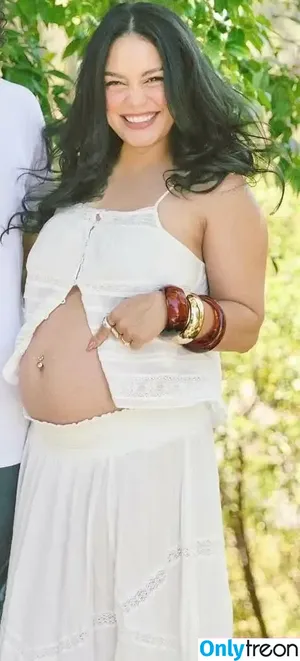 Vanessa Hudgens / VanessaHudgens nude photo #1009