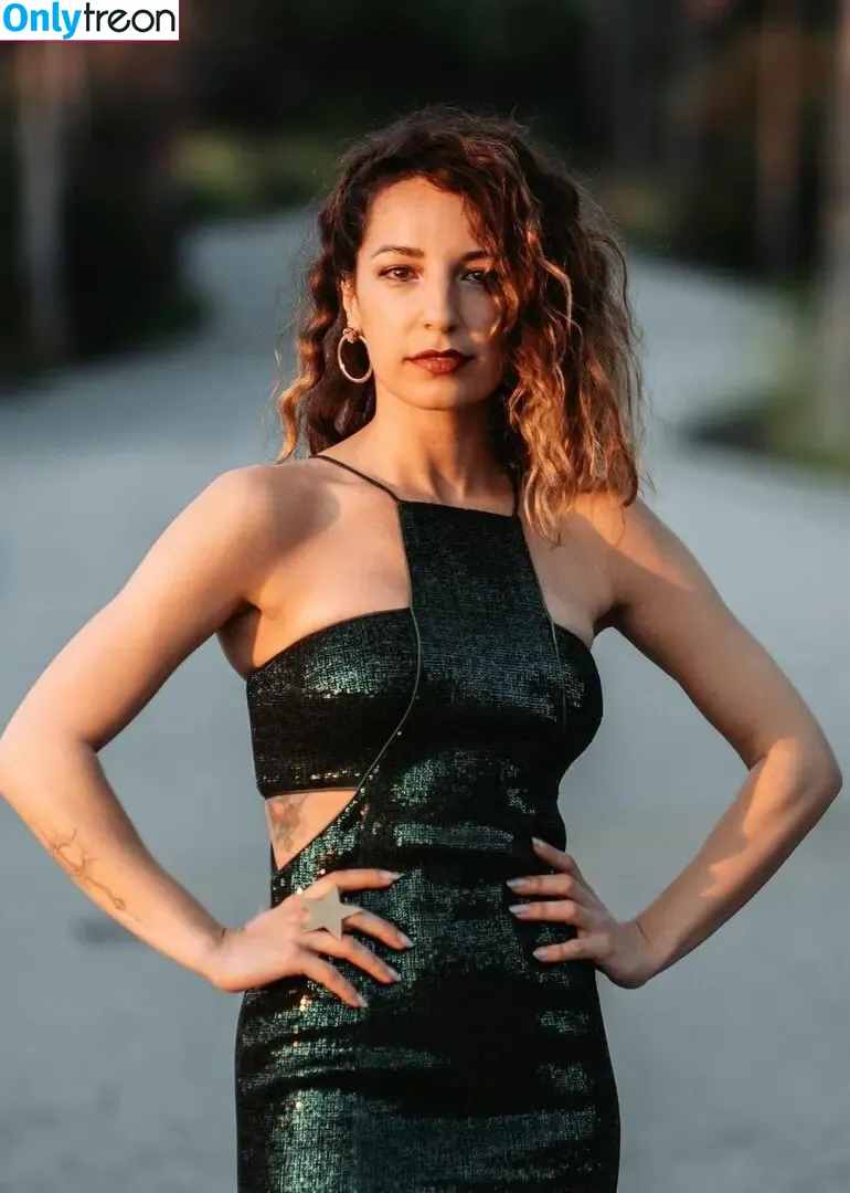 Vanessa Lengies nude photo #0182 (littlelengies)