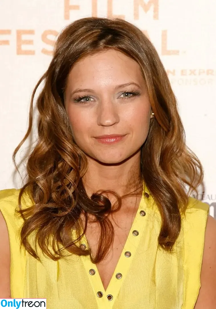 Vanessa Ray nude photo #0106 (Vanessa_ray_ / vrayskull)