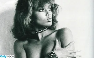 Vanessa Williams / vanessawilliamsofficial nude photo #0011