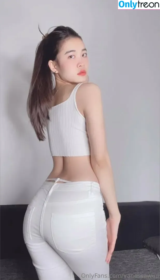 vanessawuu nude photo #0061 (vanessawu)