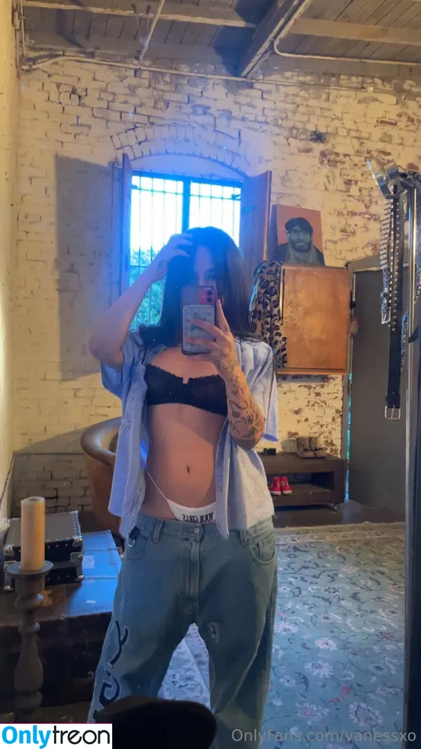 Vanessxo nude photo #0335 (vanessxo_)