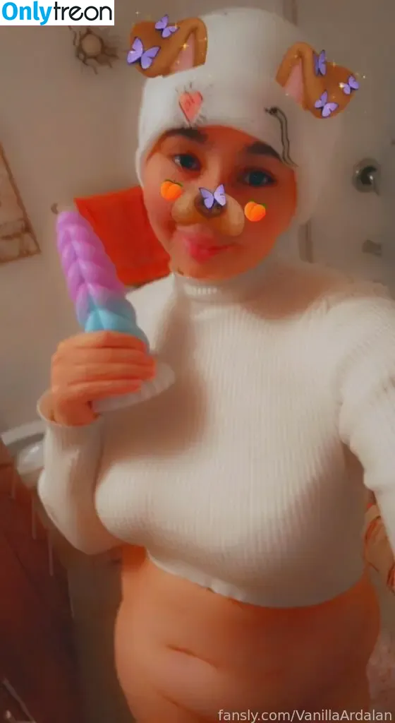VanillaArdalan nude photo #0015 (VanillaArdalan)