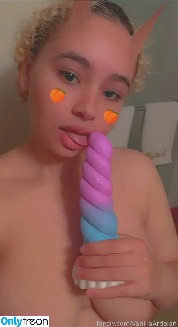 VanillaArdalan nude photo #0033 (VanillaArdalan)