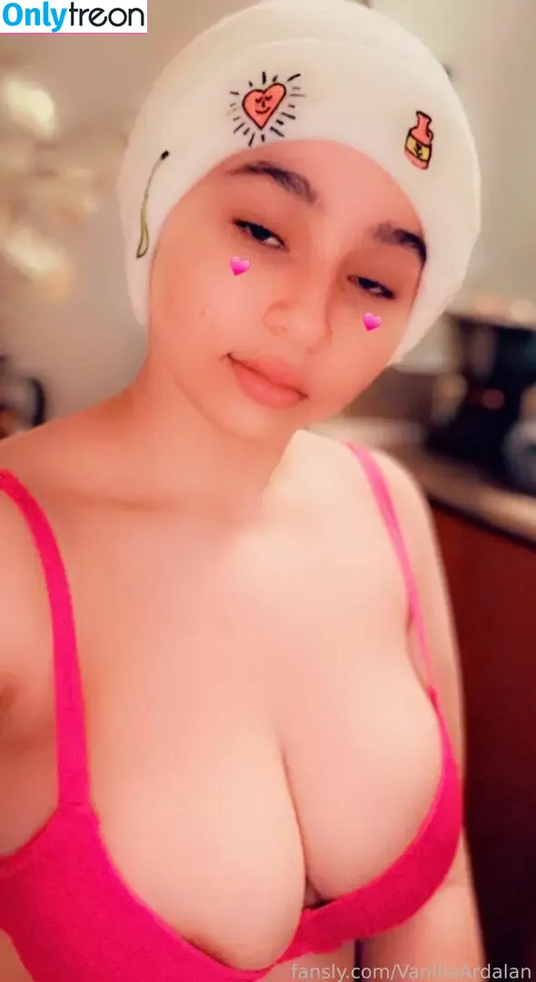 VanillaArdalan nude photo #0043 (VanillaArdalan)