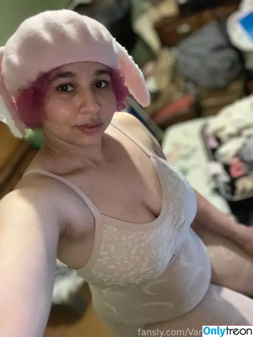 VanillaArdalan nude photo #0302 (VanillaArdalan)