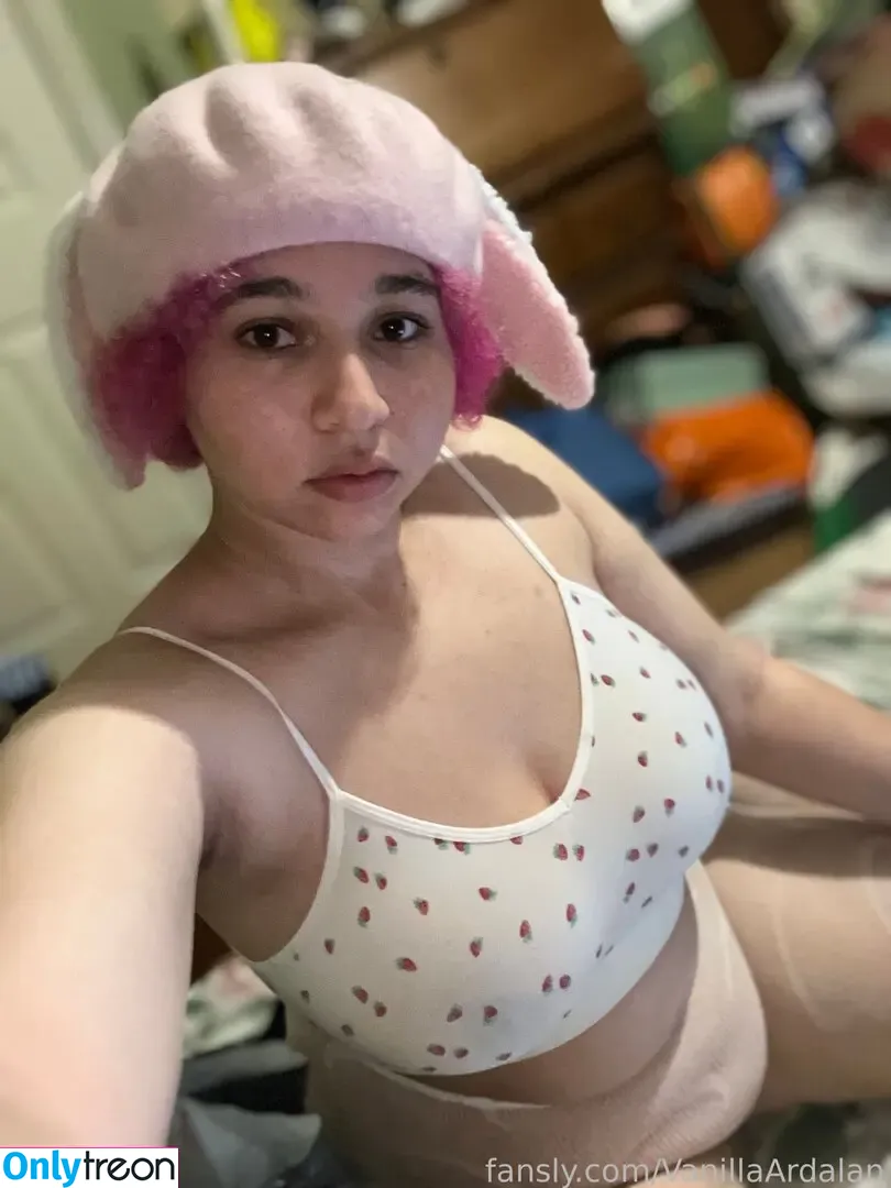 VanillaArdalan nude photo #0306 (VanillaArdalan)