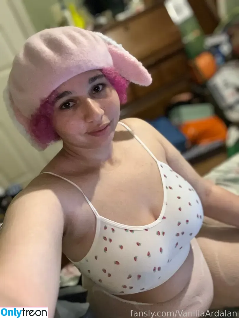 VanillaArdalan nude photo #0308 (VanillaArdalan)