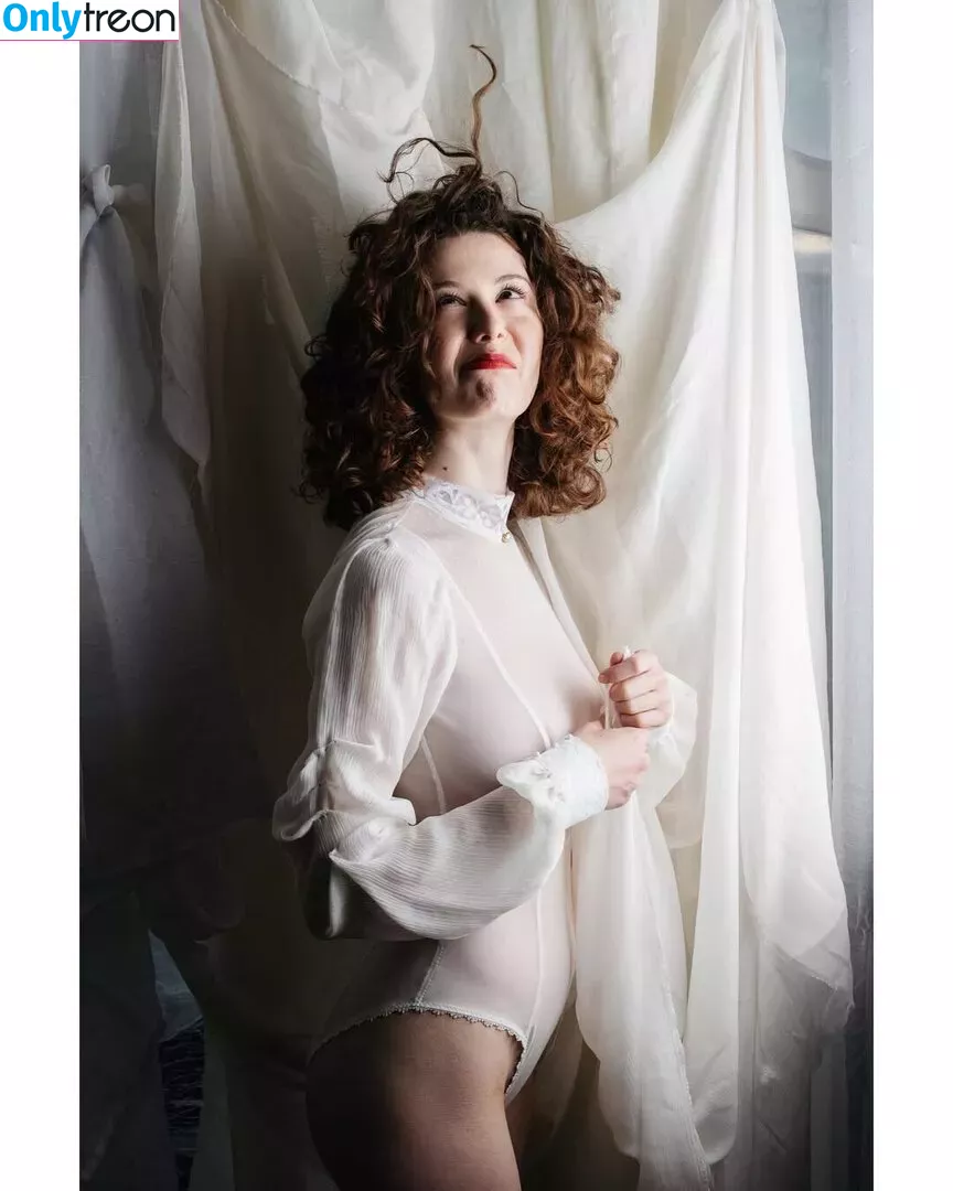 Vanille Barres nude photo #0219 (vanillebrs)
