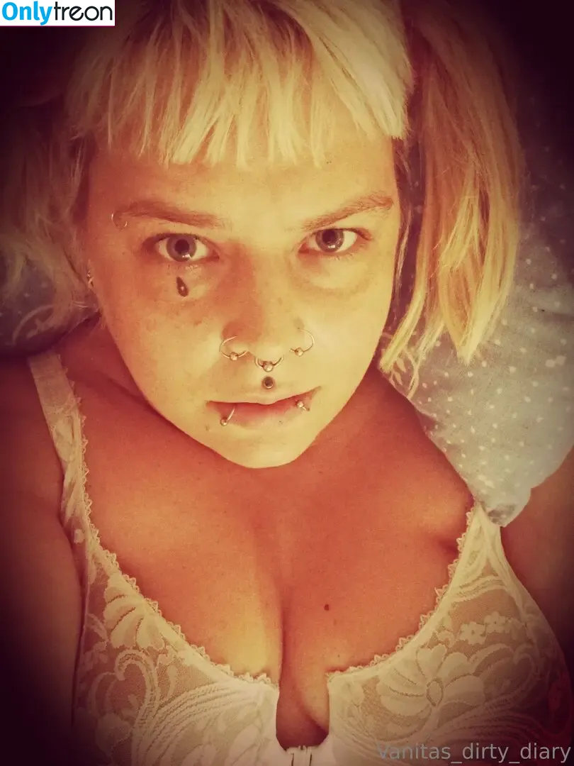 vanitas_dirty_diary nude photo #0016 (vanitas_dirty_diary)