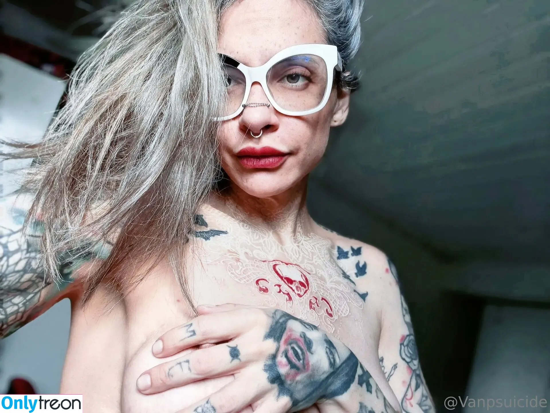 vanplive nude photo #0228 (vanplive)