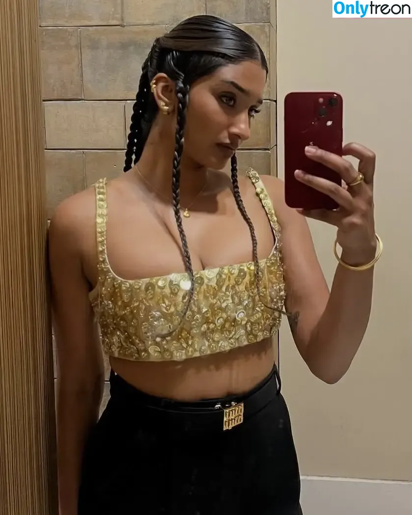Varada Sethu nude photo #0250 (varadasethu)