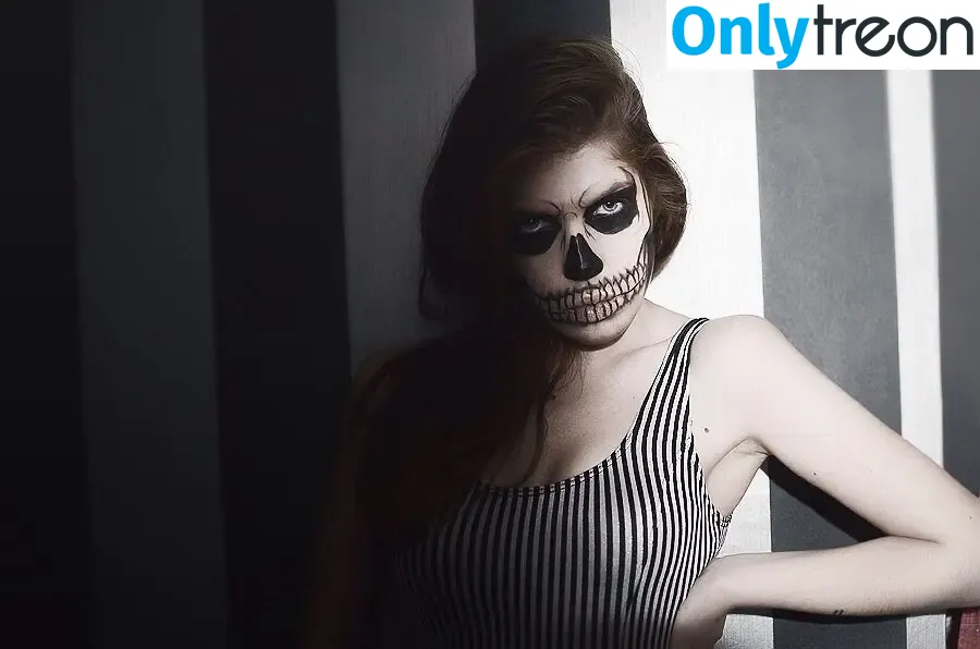 Vasilielcosplay nude photo #0354 (Vasiliel / Vasiliel_cosplay / Василиса Тим)