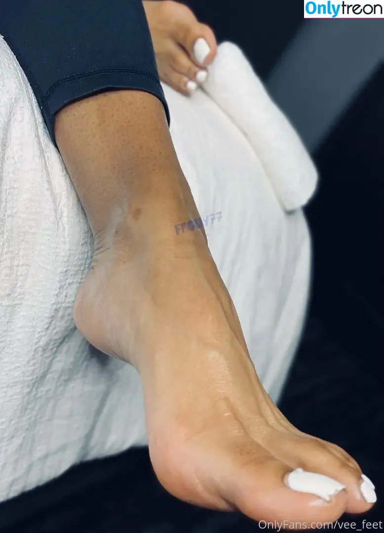 vee_feet nude photo #0012 (reel)
