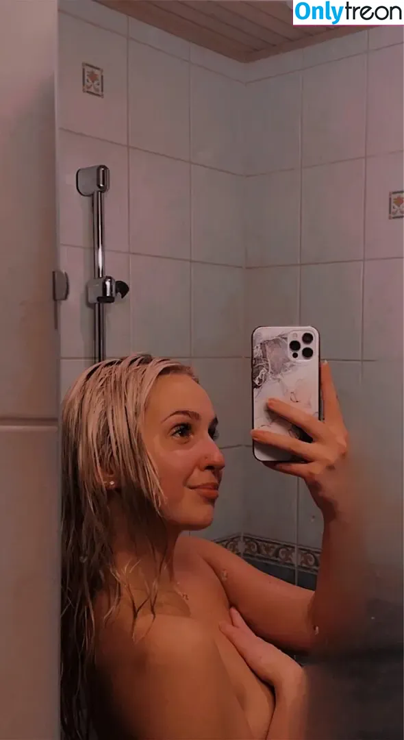 veeraelina nude photo #0002 (veeraelina)
